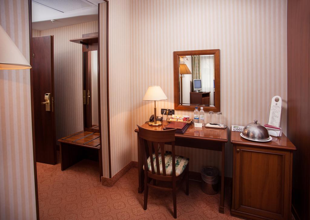 Hotel Otrada Odessza Kültér fotó