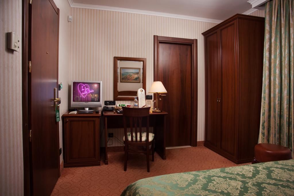 Hotel Otrada Odessza Kültér fotó