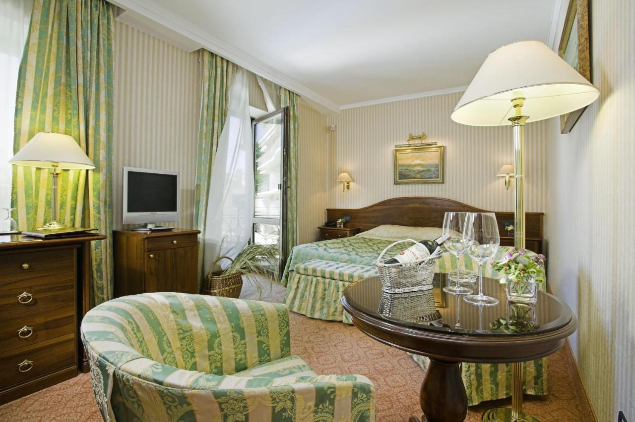 Hotel Otrada Odessza Kültér fotó