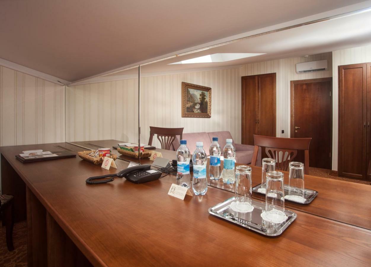 Hotel Otrada Odessza Kültér fotó